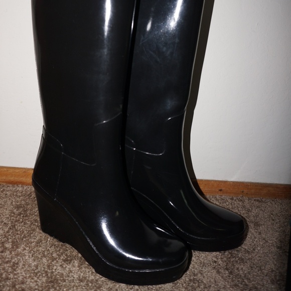 HUNTER BOOTS | WOMEN'S WEDGE RAIN BOOTS - Picture 1 of 7